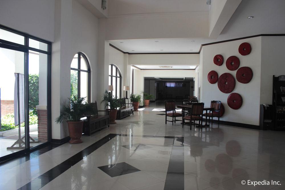Ilocos Norte Hotel & Convention Center Laoag Kültér fotó