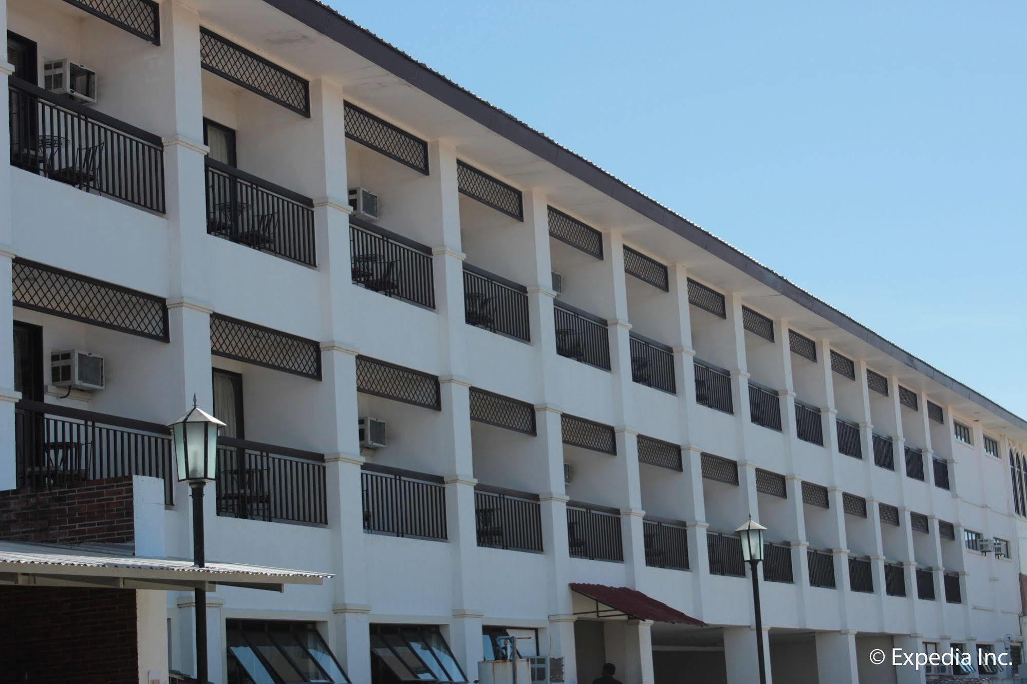 Ilocos Norte Hotel & Convention Center Laoag Kültér fotó