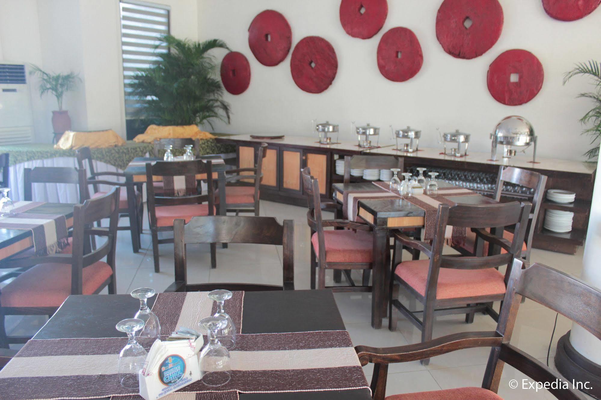 Ilocos Norte Hotel & Convention Center Laoag Kültér fotó
