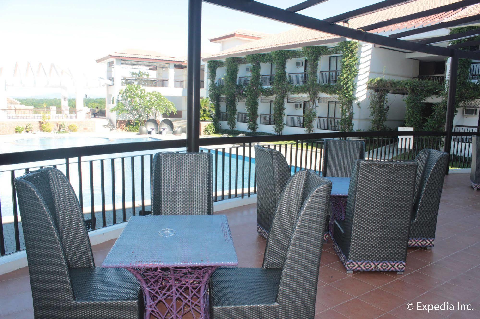 Ilocos Norte Hotel & Convention Center Laoag Kültér fotó