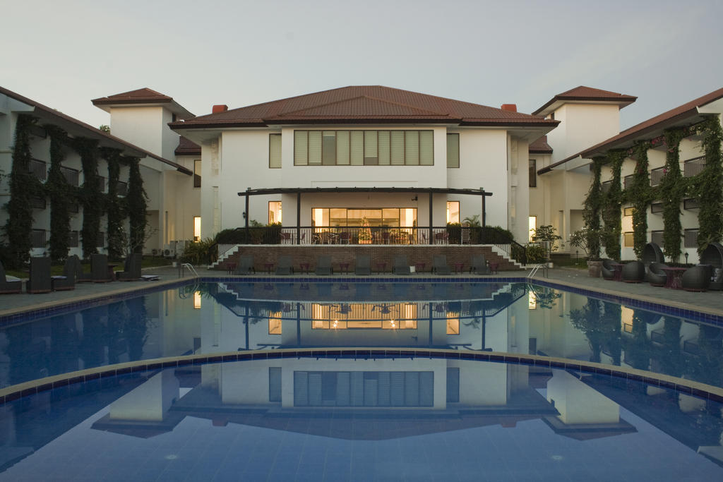 Ilocos Norte Hotel & Convention Center Laoag Kültér fotó