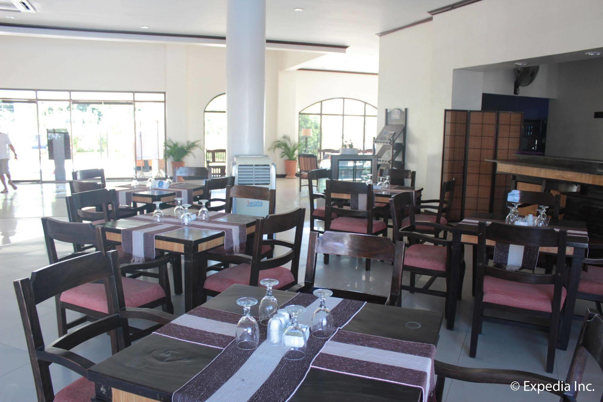 Ilocos Norte Hotel & Convention Center Laoag Kültér fotó